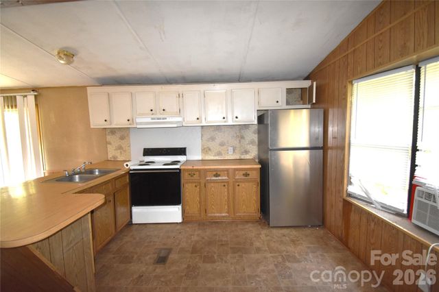 3549 Boyette Road, Lenoir, NC 28645