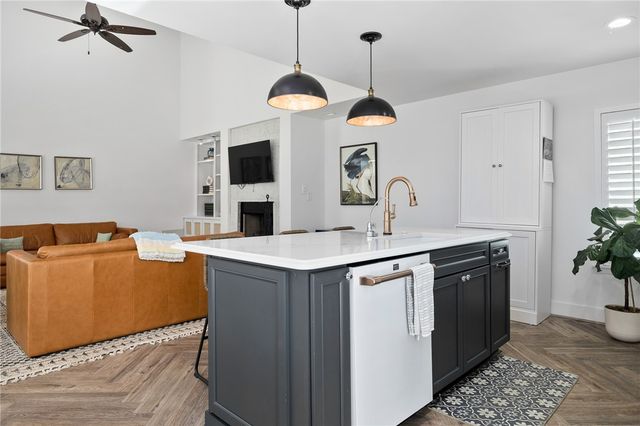 460 Bahia Mar, Port Aransas, TX 78373