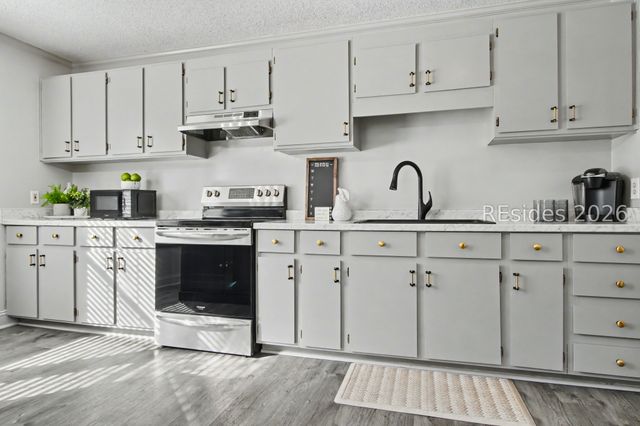 84 Salkehatchie Rd, Yemassee, SC 29945