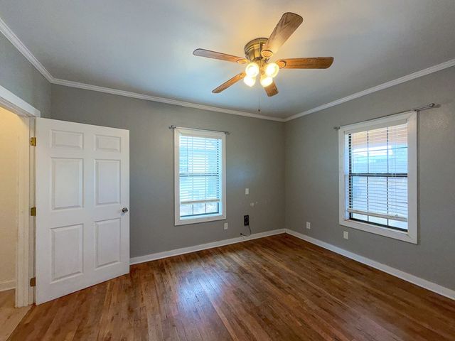 400 S 1st, Alpine, TX 79830