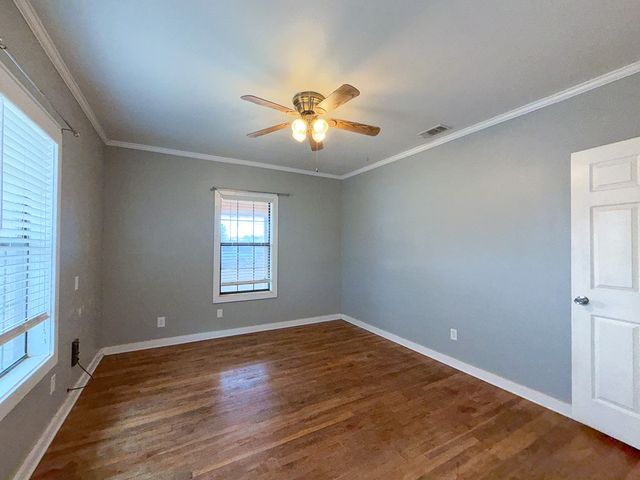 400 S 1st, Alpine, TX 79830