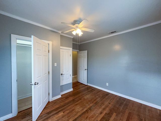 400 S 1st, Alpine, TX 79830