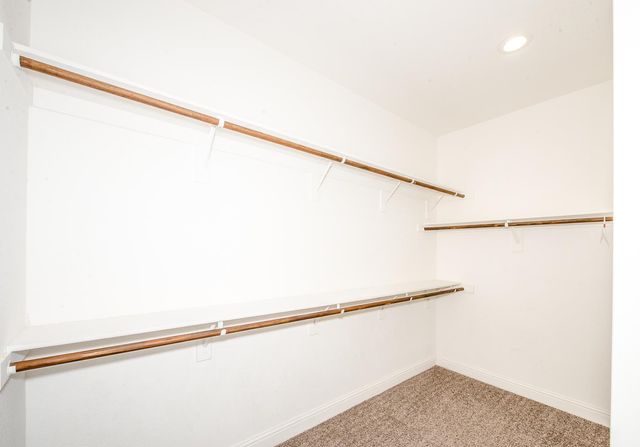 8434 Stellata Ln, Elk Grove, CA 95758