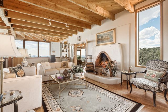 32 Overlook Road, Santa Fe, NM 87505