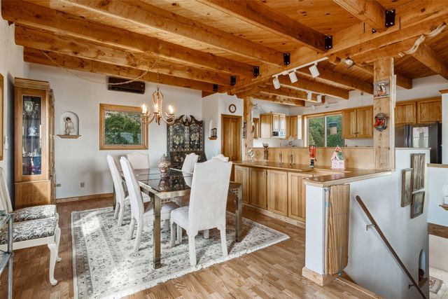 32 Overlook Road, Santa Fe, NM 87505