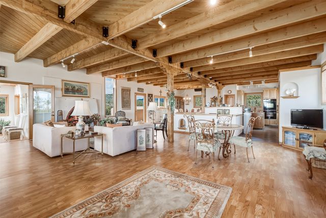 32 Overlook Road, Santa Fe, NM 87505