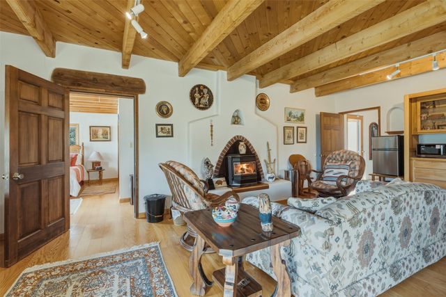 32 Overlook Road, Santa Fe, NM 87505