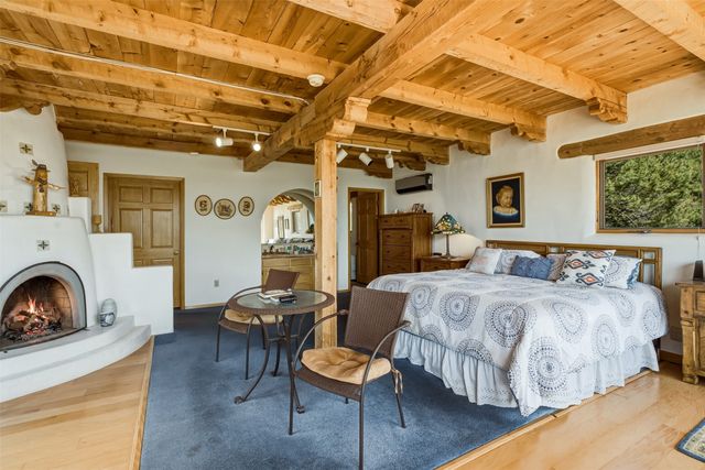 32 Overlook Road, Santa Fe, NM 87505