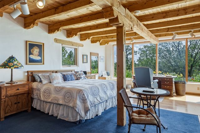 32 Overlook Road, Santa Fe, NM 87505