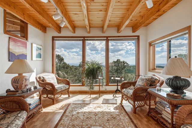 32 Overlook Road, Santa Fe, NM 87505