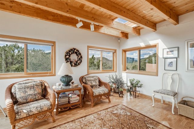 32 Overlook Road, Santa Fe, NM 87505