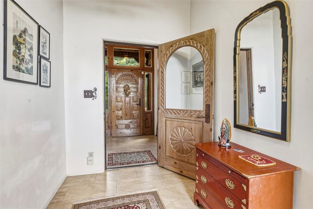 32 Overlook Road, Santa Fe, NM 87505