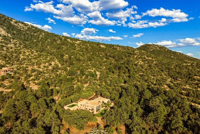 32 Overlook Road, Santa Fe, NM 87505