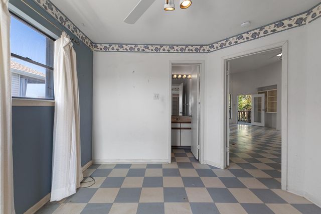 22311 Isle View Drive, Galveston, TX 77554