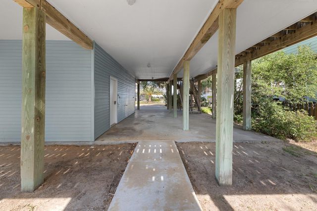 22311 Isle View Drive, Galveston, TX 77554