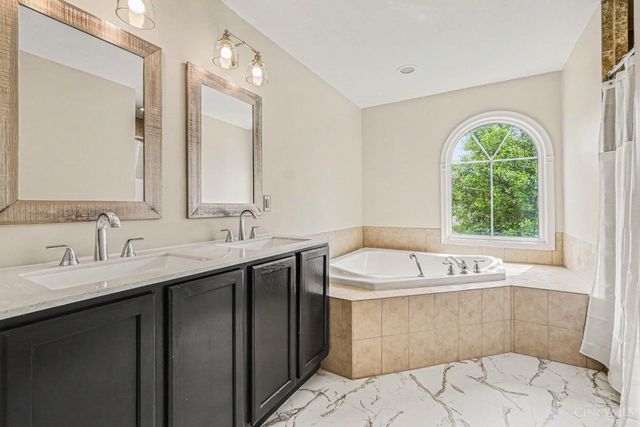6887 Erie Drive, Hamilton Twp, OH 45039