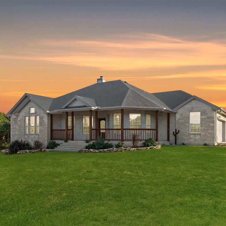 920 Barton Creek DR, Dripping Springs, TX 78620