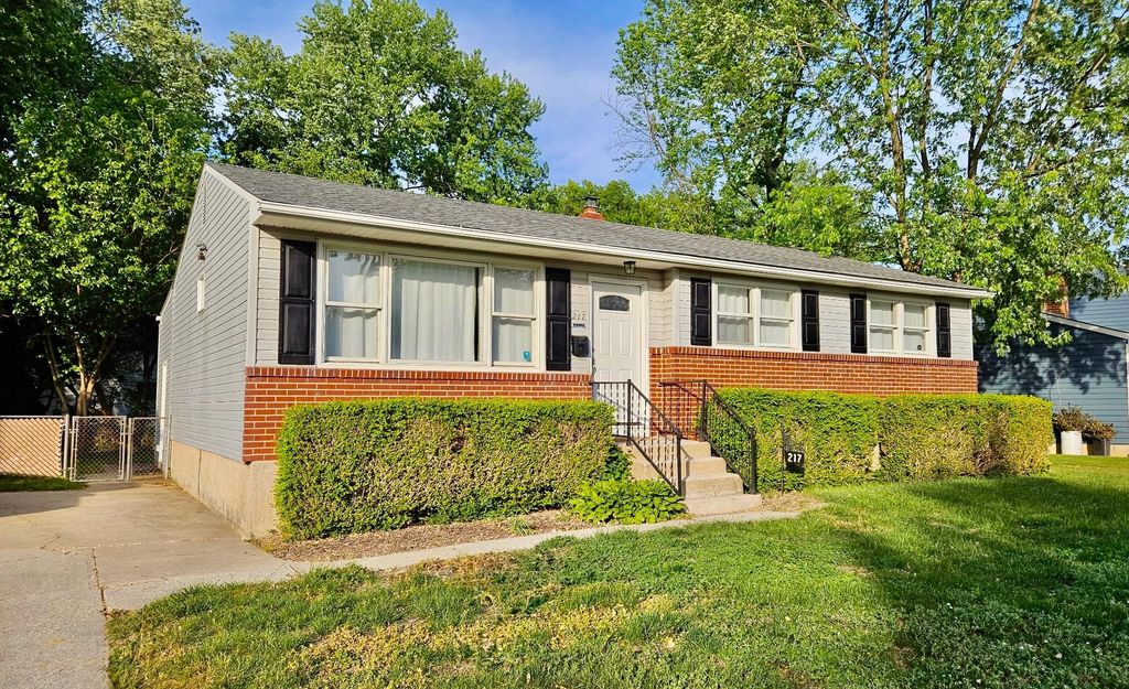 217 MACARTHUR DR, Dover, DE 19901