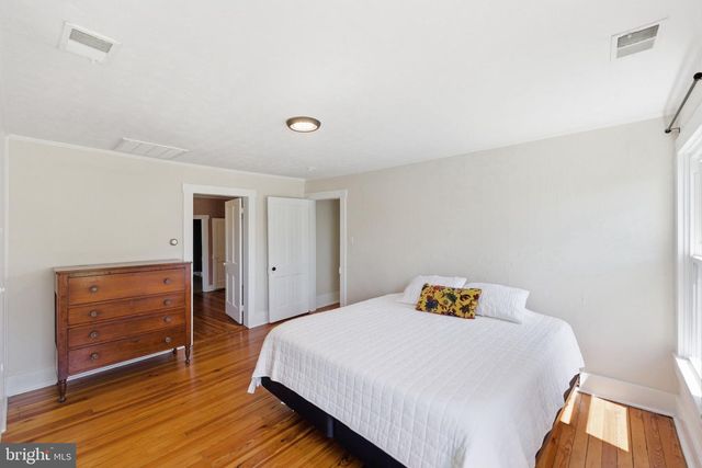 802 E CORK ST, Winchester, VA 22601