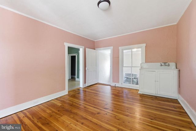 802 E CORK ST, Winchester, VA 22601