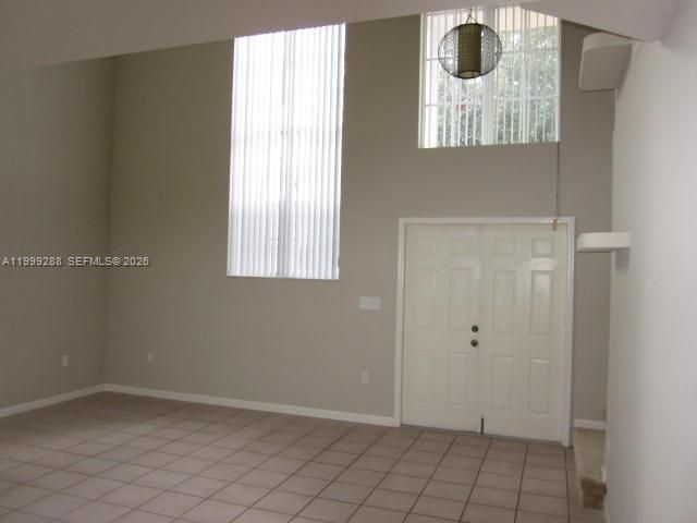 9721 SW 155 AV, Miami, FL 33196