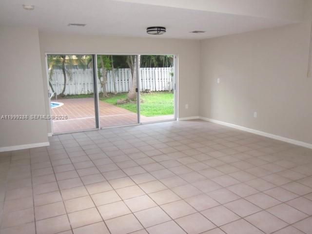 9721 SW 155 AV, Miami, FL 33196