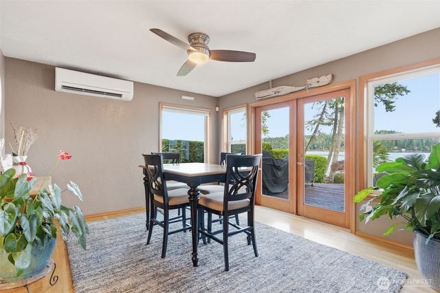 31 E Geist Point Court, Shelton, WA 98584