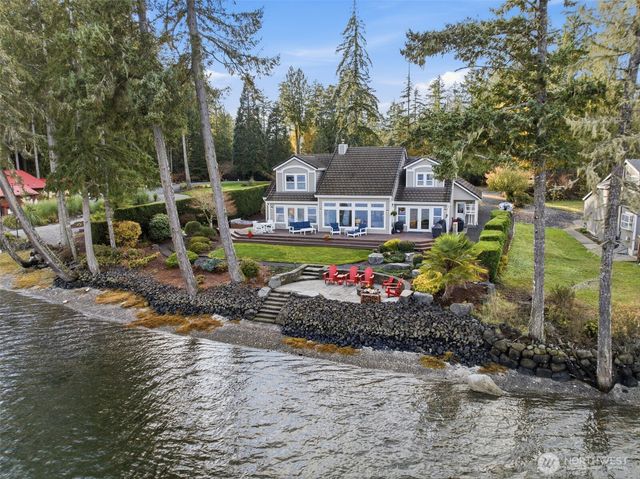31 E Geist Point Court, Shelton, WA 98584