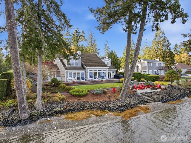 31 E Geist Point Court, Shelton, WA 98584