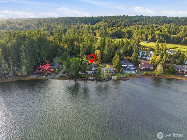 31 E Geist Point Court, Shelton, WA 98584