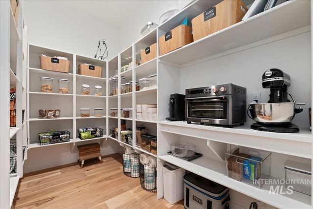 13684 N Sage Grouse Pl, Boise, ID 83714