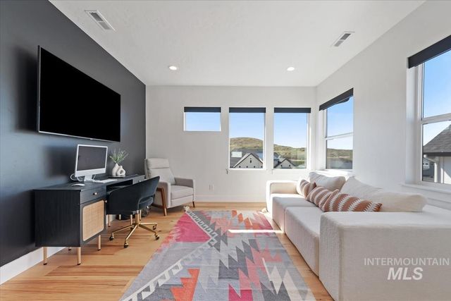 13684 N Sage Grouse Pl, Boise, ID 83714