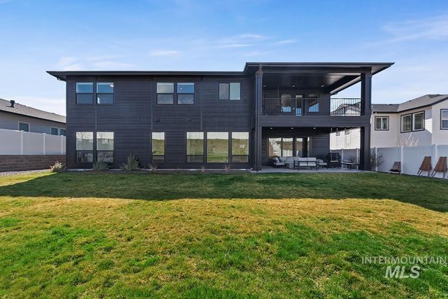 13684 N Sage Grouse Pl, Boise, ID 83714