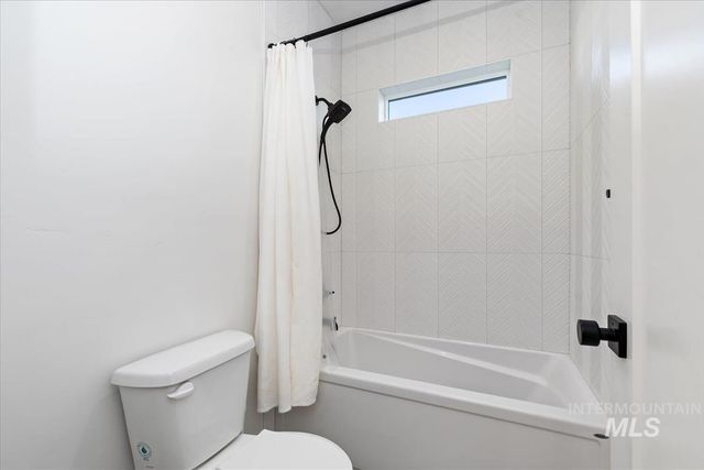 13684 N Sage Grouse Pl, Boise, ID 83714