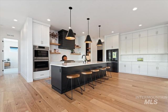 13684 N Sage Grouse Pl, Boise, ID 83714