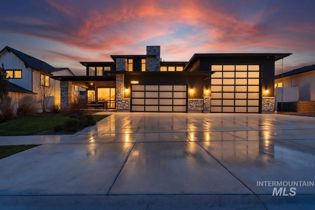 13684 N Sage Grouse Pl, Boise, ID 83714