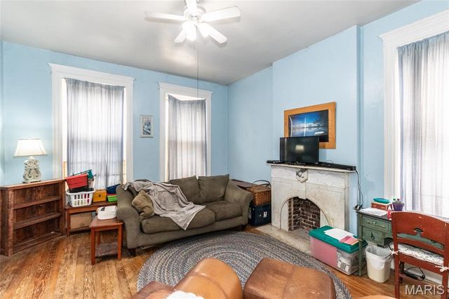 3815 N 20th Street, St Louis, MO 63107