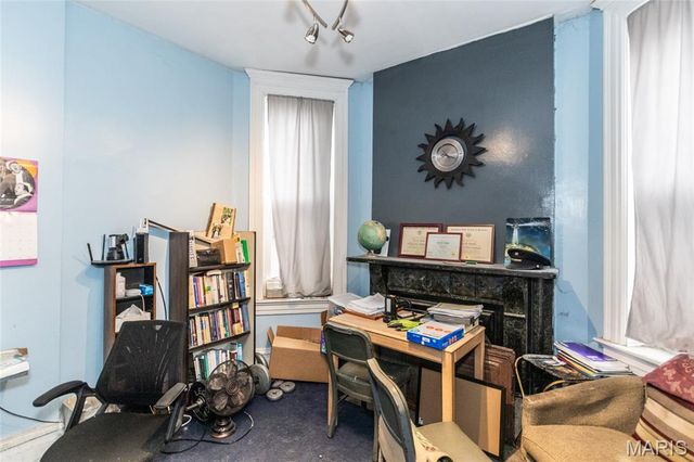 3815 N 20th Street, St Louis, MO 63107