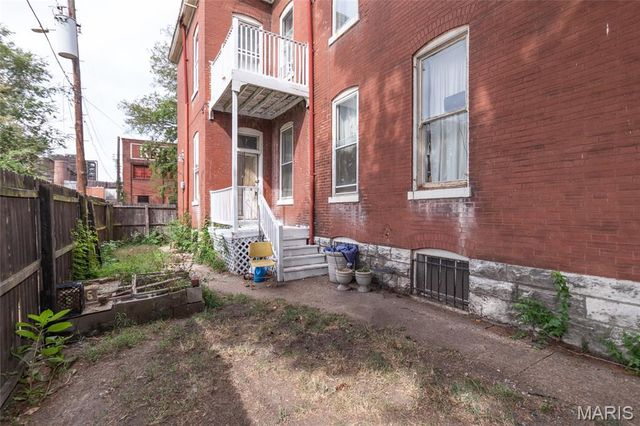 3815 N 20th Street, St Louis, MO 63107