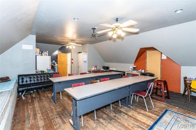 3815 N 20th Street, St Louis, MO 63107
