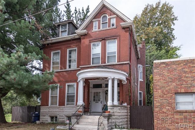 3815 N 20th Street, St Louis, MO 63107