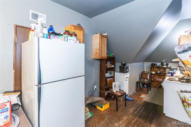 3815 N 20th Street, St Louis, MO 63107