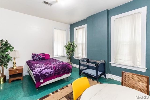 3815 N 20th Street, St Louis, MO 63107