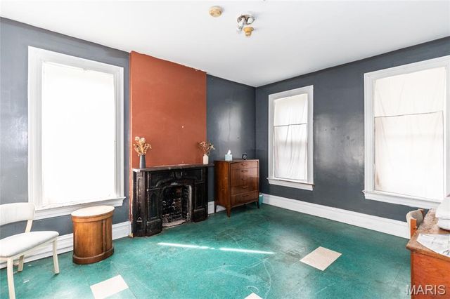 3815 N 20th Street, St Louis, MO 63107