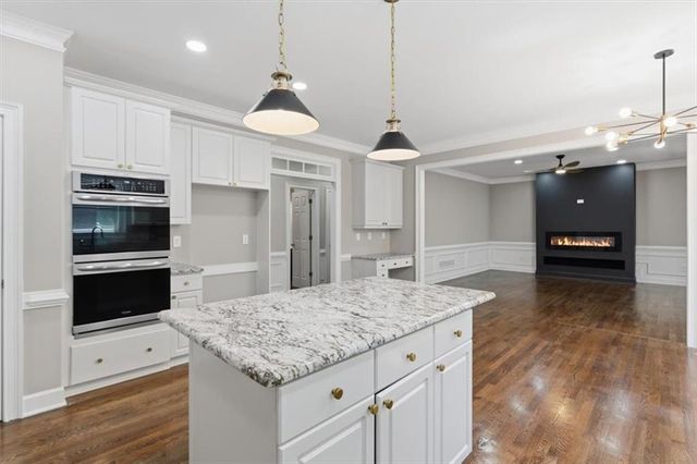 5719 Brookstone Walk NW, Acworth, GA 30101