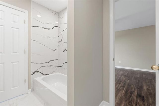 5719 Brookstone Walk NW, Acworth, GA 30101