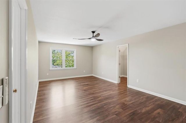 5719 Brookstone Walk NW, Acworth, GA 30101