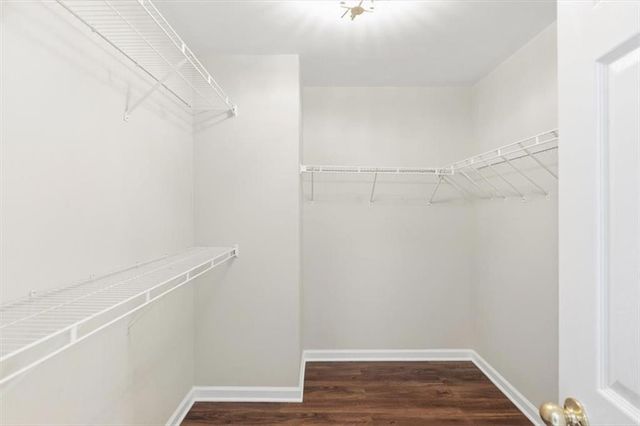 5719 Brookstone Walk NW, Acworth, GA 30101