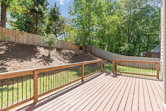 5719 Brookstone Walk NW, Acworth, GA 30101