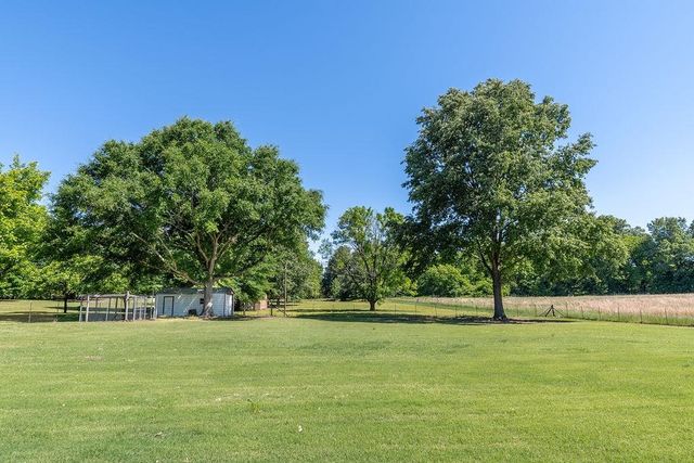 5636 PLEASANT RIDGE RD, Millington, TN 38053